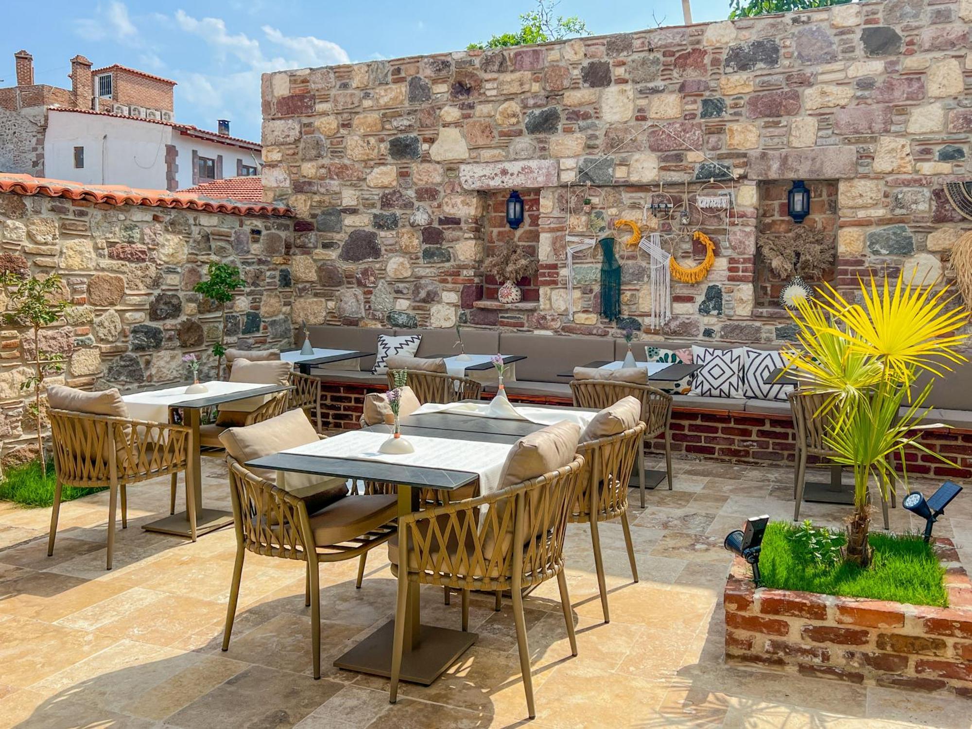 Parla Kuecuekkoey Otel Ayvalı Dış mekan fotoğraf